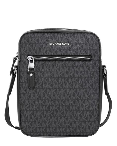 michael kors men's crossbody bags.